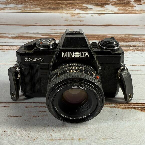 Minolta X-570 35mm SLR Film Camera with 50mm f/1.7 Lens Black - Picture 1 of 7